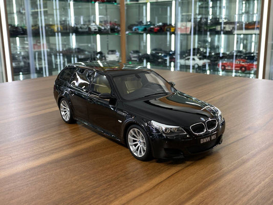 1/18 Resin Model OttO Mobile BMW M5 E61 Touring 2004 – Black – Limited 4000 pcs
