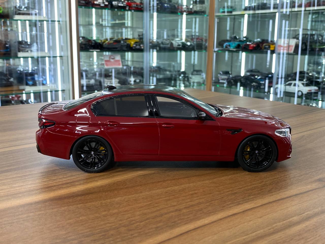 1/18 Resin Model GT Spirit BMW M5 (F90) Competition 2020 – Imola Red – Limited 1700 pcs