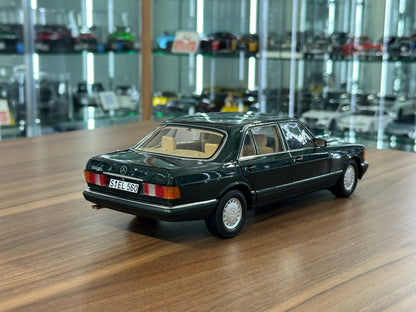 1/18 Diecast Norev Mercedes-Benz 560 SEL (W126) 1985–1991 - Green