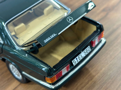 1/18 Diecast Norev Mercedes-Benz 560 SEL (W126) 1985–1991 - Green