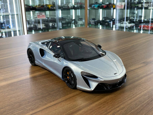 1/18 Resin Model GT Spirit McLaren Artura 2021 – Silver – Limited 999 pcs