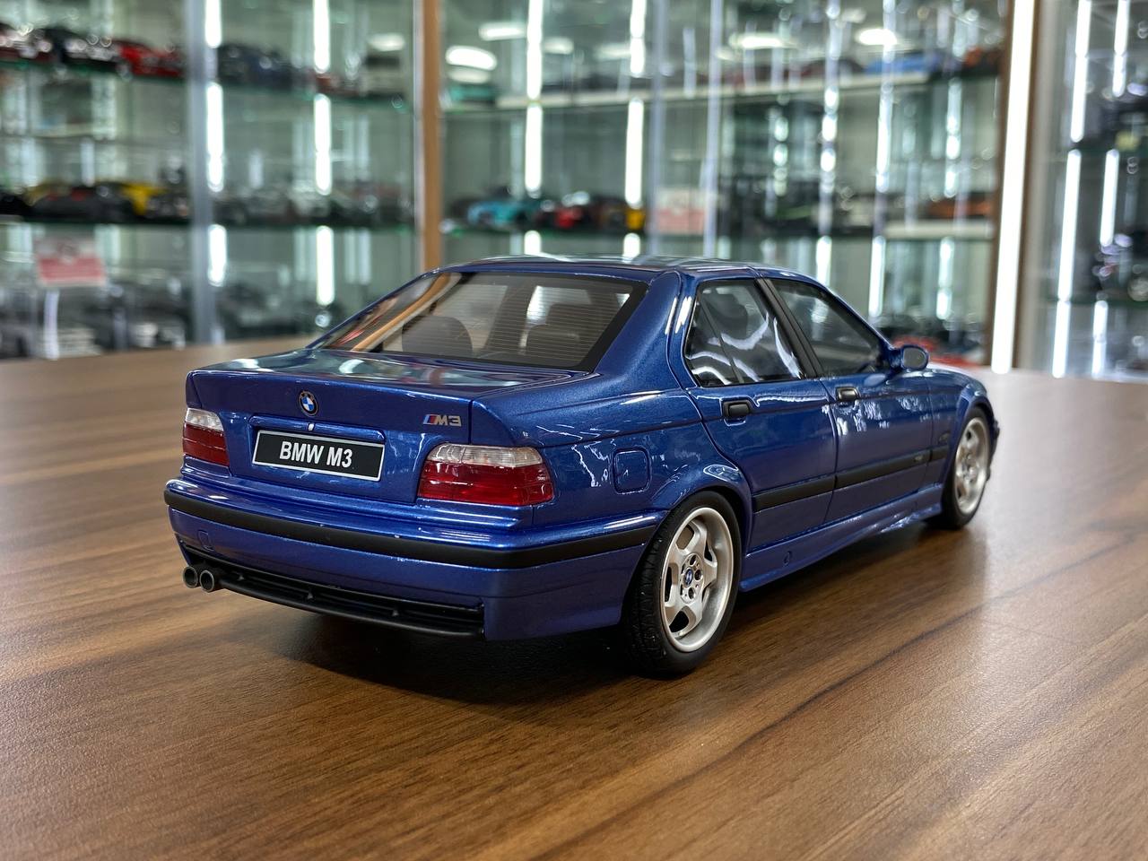 1/18 Resin Model OttO Mobile BMW M3 E36 1995 – Blue – Limited 3000 pcs