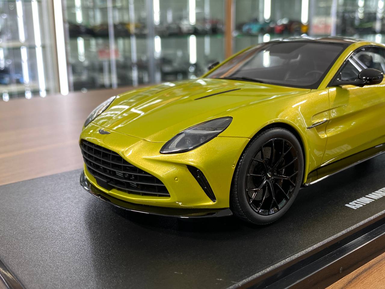 1/18 Resin Model GT Spirit Aston Martin Vantage 2024 – Yellow – Limited Edition