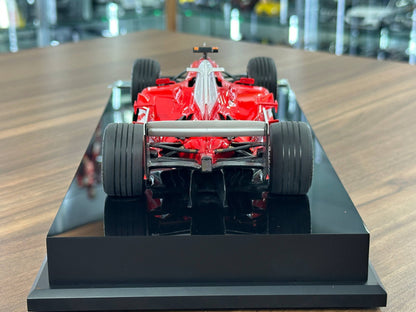 1:18 Amalgam Collection Ferrari F2004 M. Schumacher Canadian GP Winner 2004 - Limited Edition