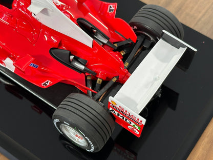 1:18 Amalgam Collection Ferrari F2004 M. Schumacher Canadian GP Winner 2004 - Limited Edition