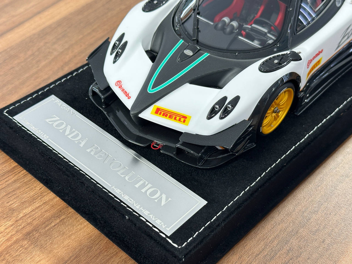 1:18 H&H Models Pagani Zonda Revolution White & Black Carbon - Limited Edition 30 Pcs