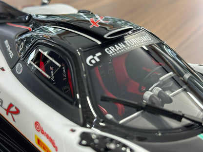 1:18 H&H Models Pagani Zonda Revolution White & Black Carbon - Limited Edition 30 Pcs