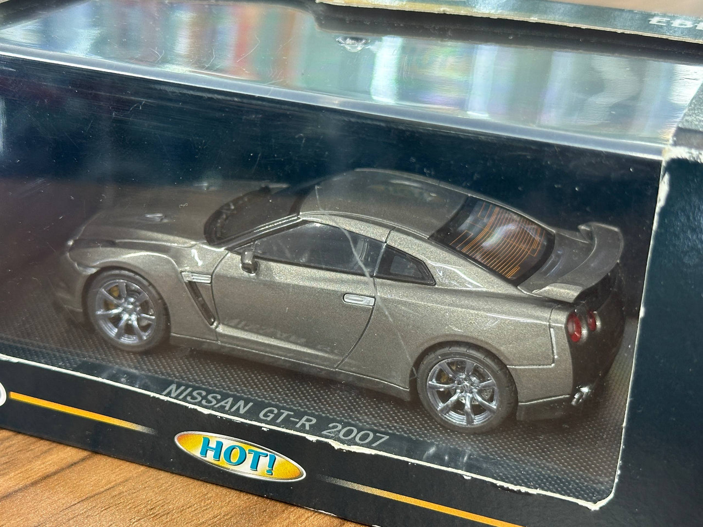 1/43 Diecast Model Nissan GT-R R35 – (EBBRO)