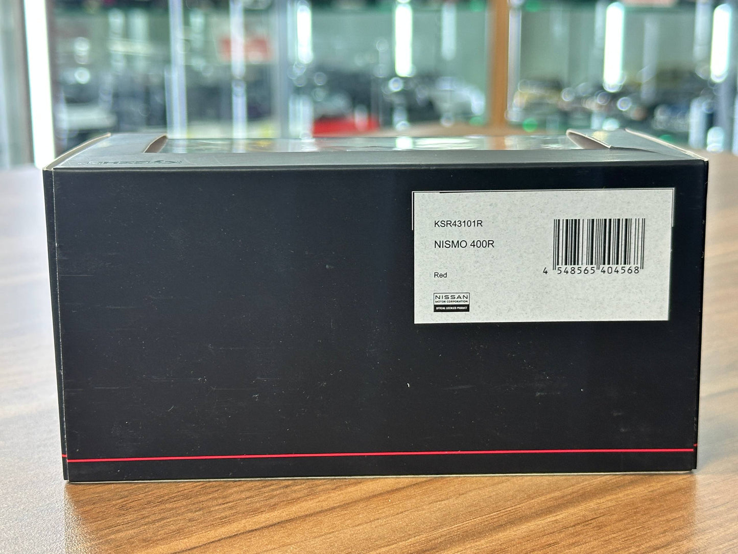 1/43 Diecast Model Nissan GT-R R33 NISMO 400R – (Kyosho)