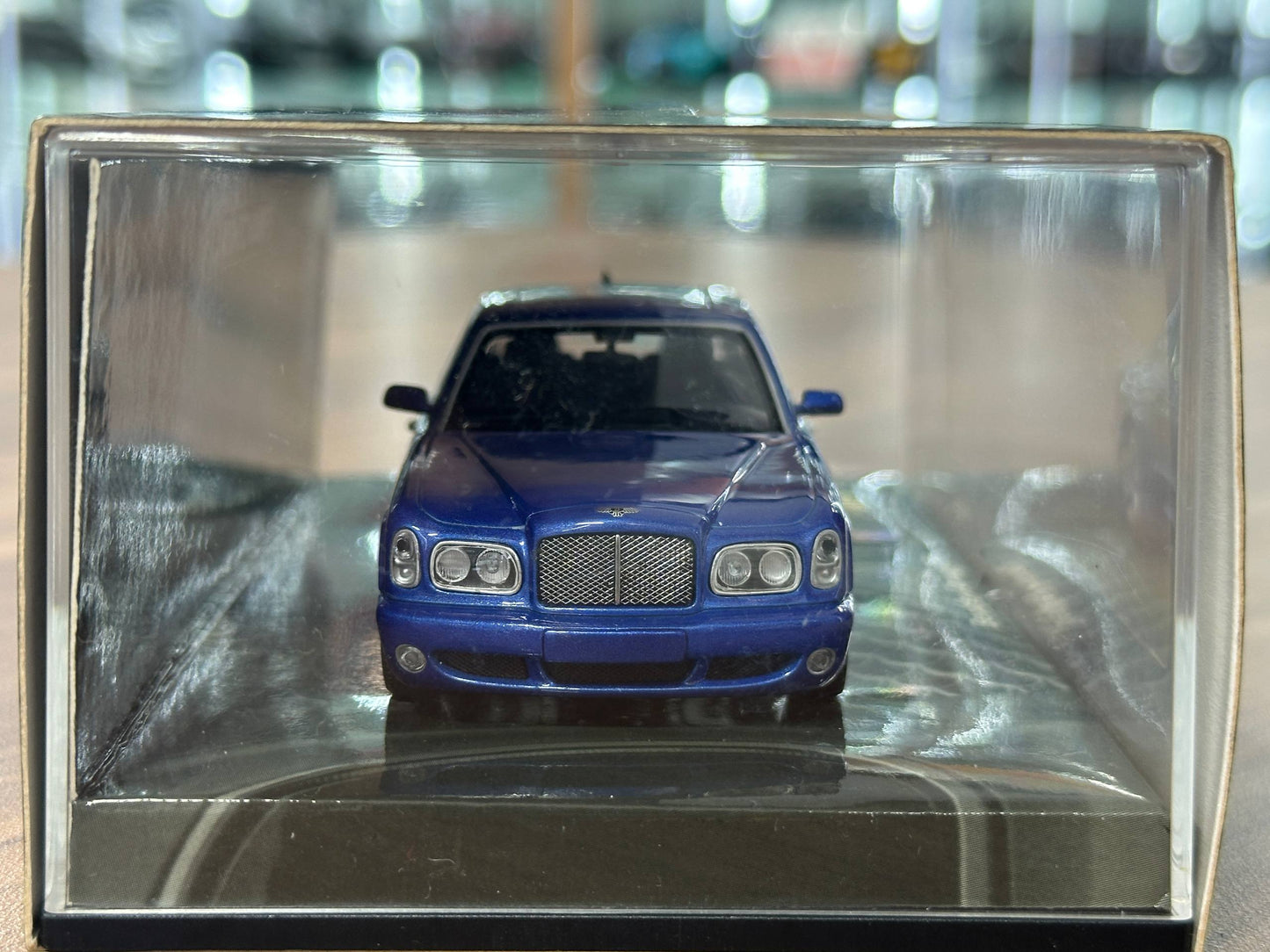 1/43 Diecast Model Bentley Arnage T – Blue Metallic (Minichamps)
