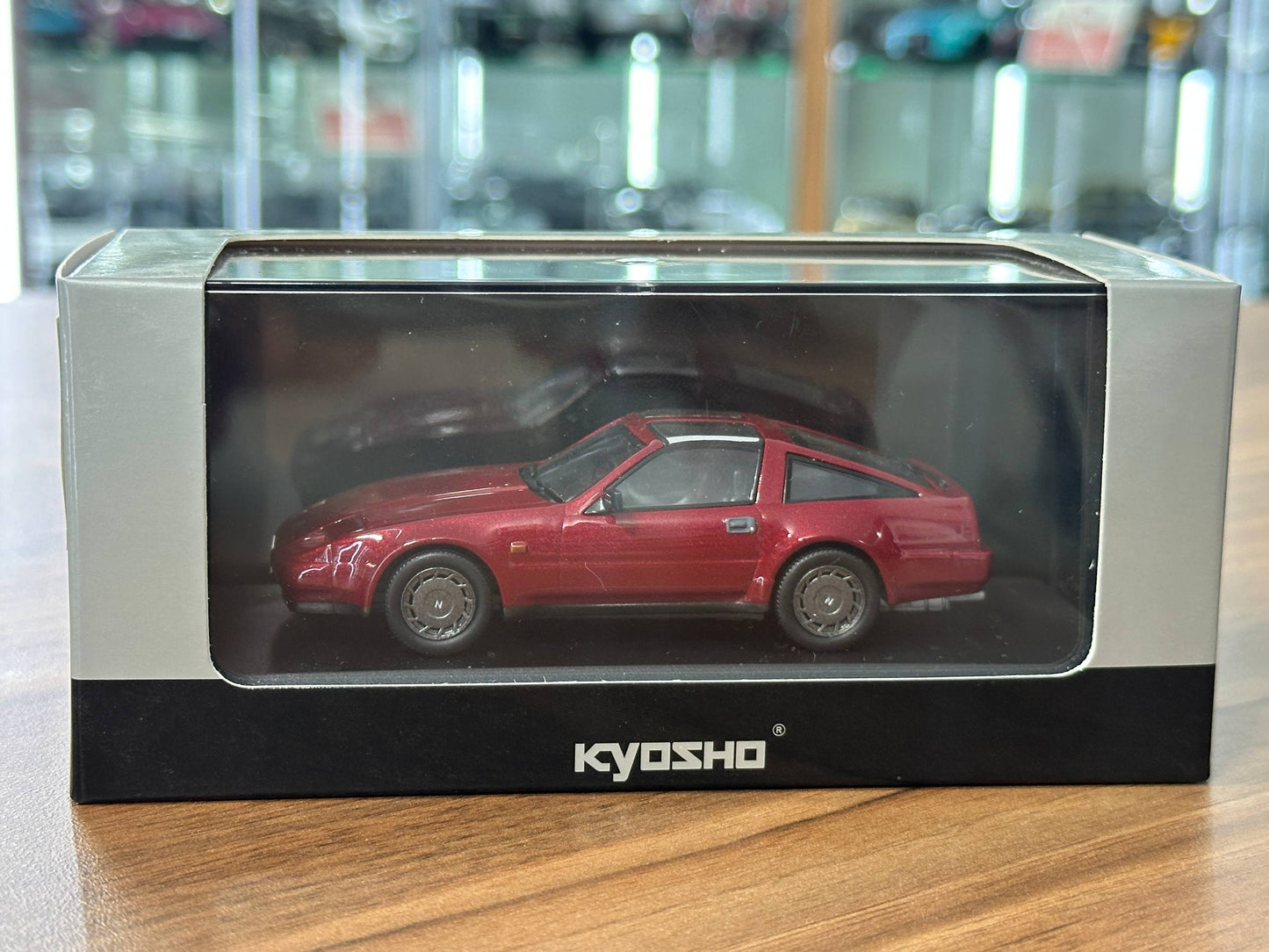 1/43 Diecast Model Nissan Fairlady Z 300ZR (HZ31) in Red – (Kyosho)