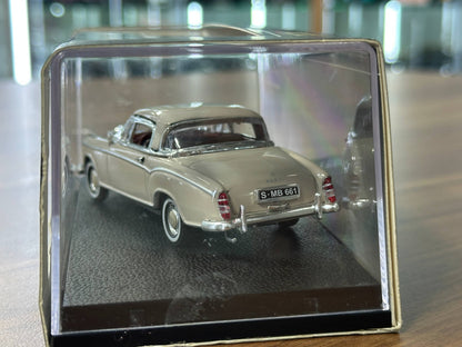 Mercedes-Benz 220 SE Coupé – 1/43 Diecast Model (Vitesse)