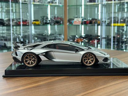1:18 Resin Dino Model Lamborghini Aventador SVJ – Silver ( Limited to 30 pcs)