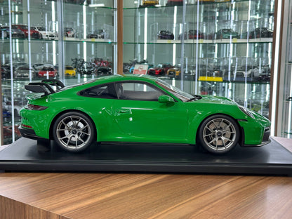 1/8 Resin GT Spirit Porsche 911 GT3 – Green (Limited to 300 pcs)