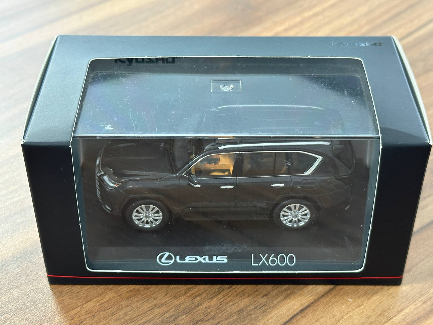 1/43 Diecast Model Lexus LX 600 Executive – (Kyosho)