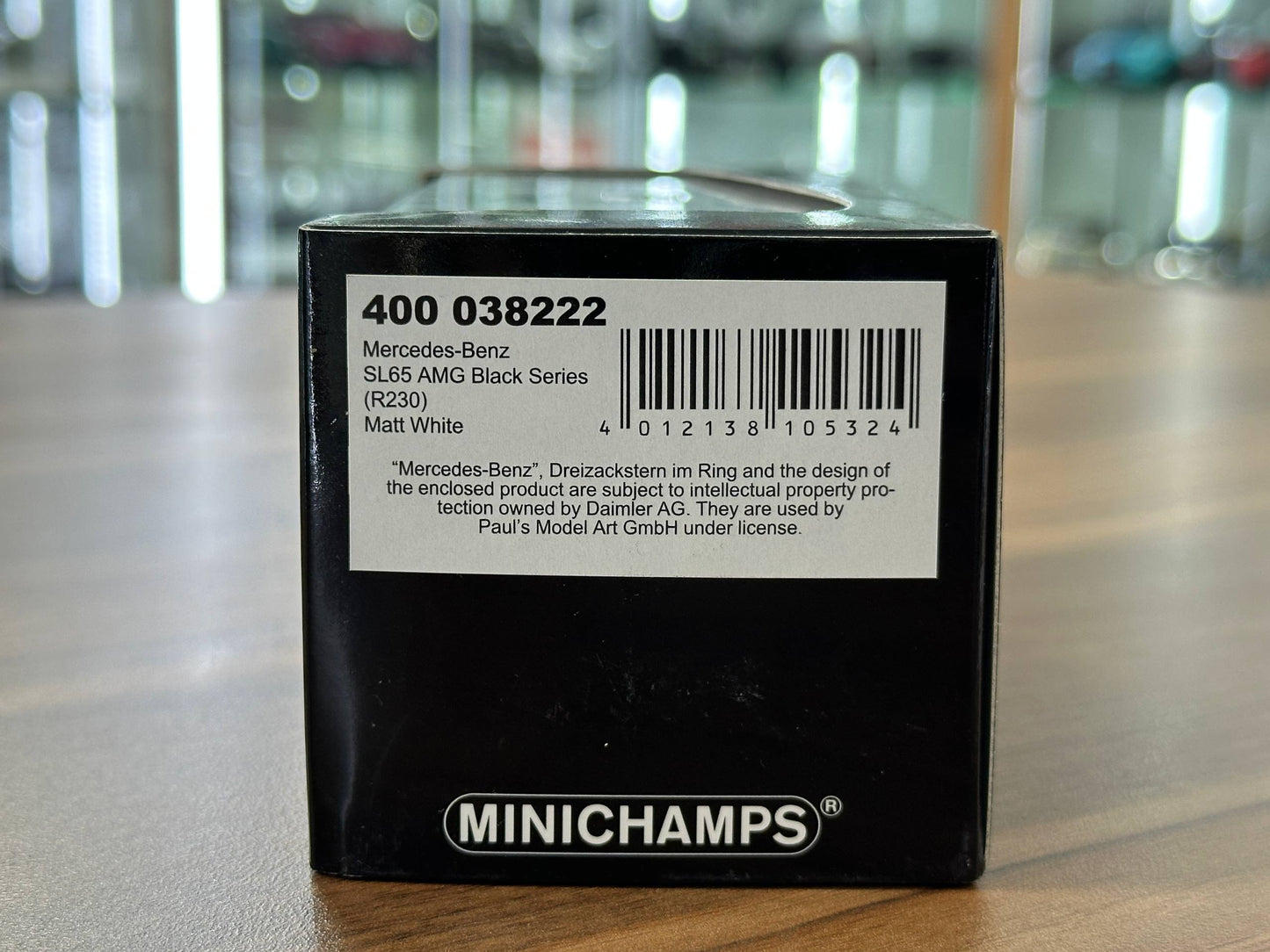 1/43 Diecast Model Mercedes-Benz SL65 AMG Black Series (R230) Matt White (Minichamps)