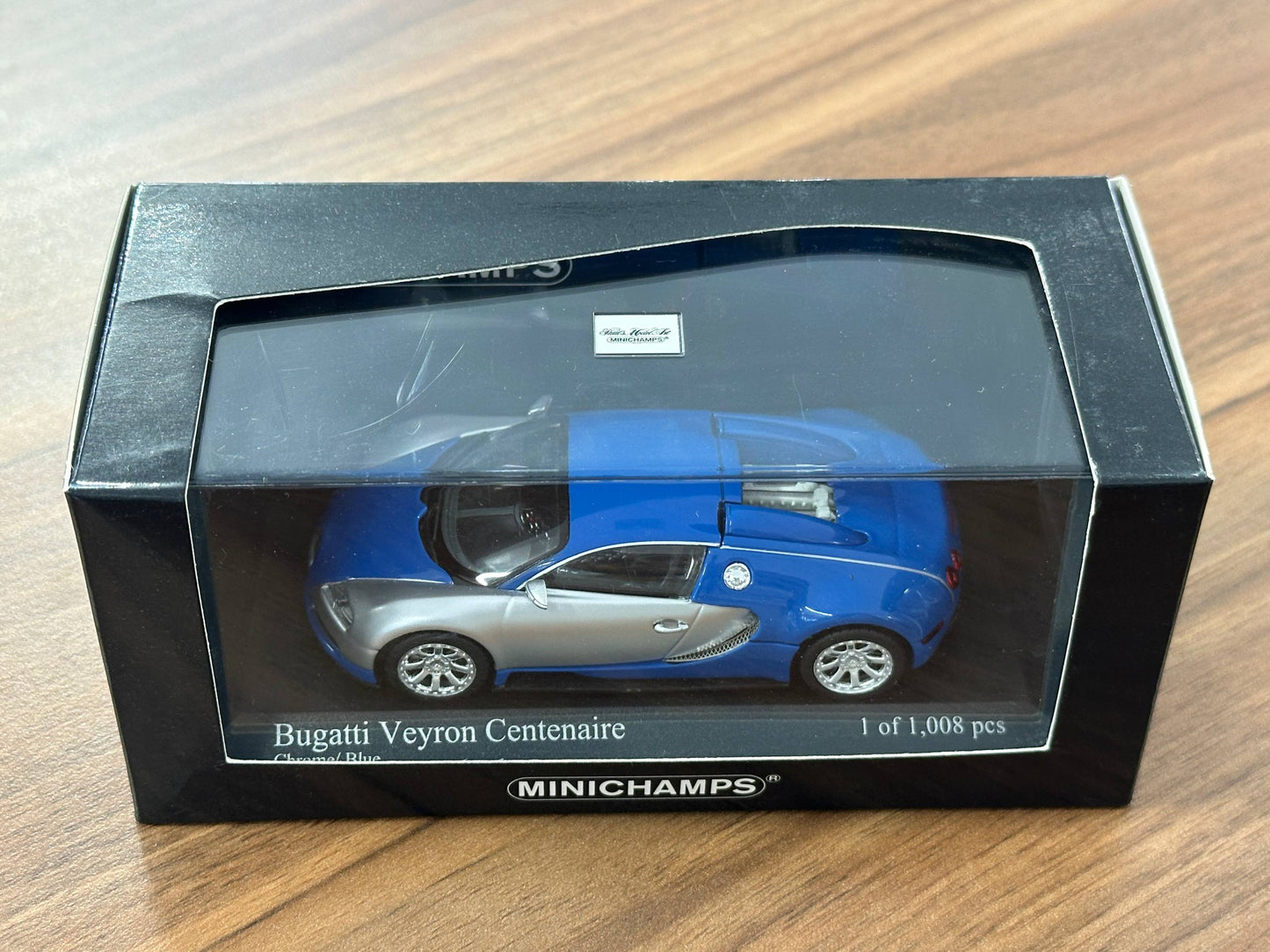 Minichamps Bugatti Veyron Centenaire (2009) – Chrome/Blue – 1:43 Diecast Model