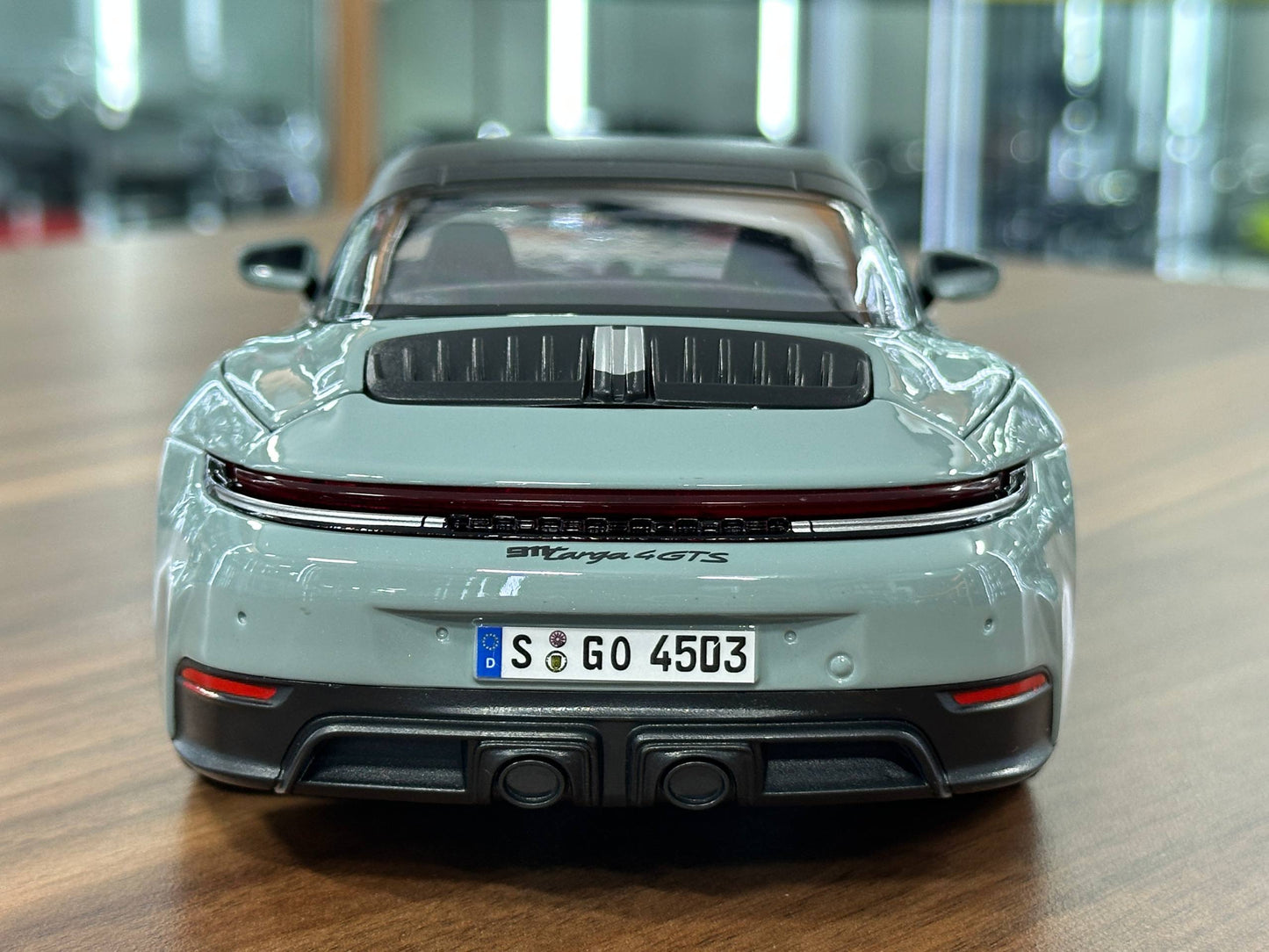 1/18 Diecast Maisto Porsche 911 Targa 4 GTS 992.2 grey