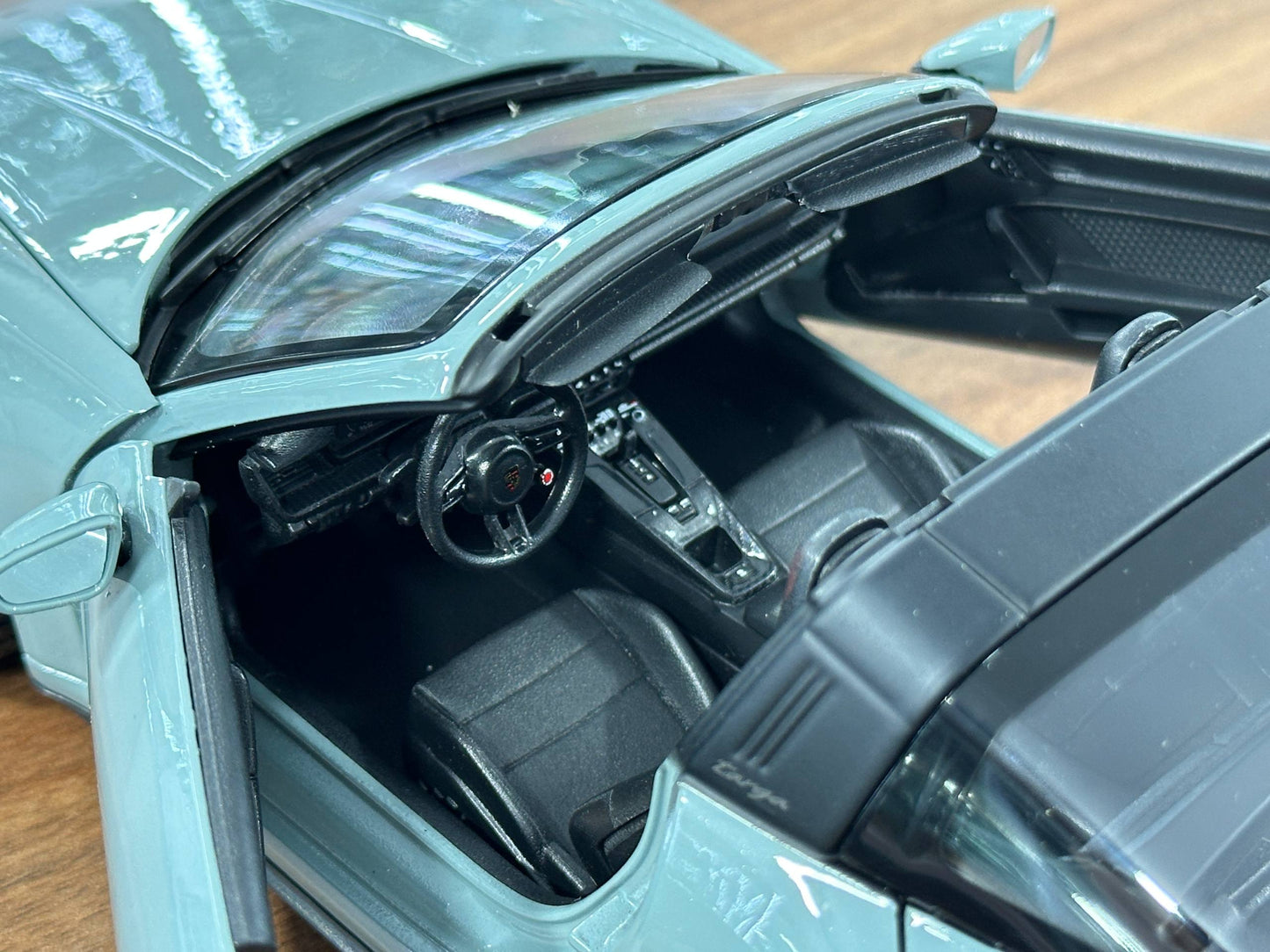 1/18 Diecast Maisto Porsche 911 Targa 4 GTS 992.2 grey