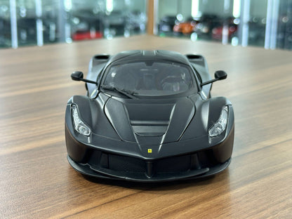 1/18 Metal Diecast Bburago Signature Series Ferrari Laferrari Matt Black