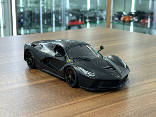 1/18 Metal Diecast Bburago Signature Series Ferrari Laferrari Matt Black