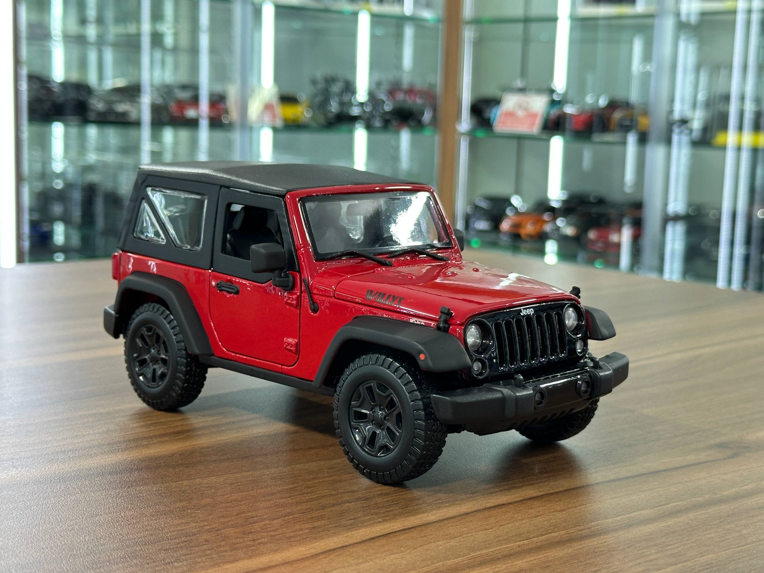 1/18 Diecast Full opening Maisto Jeep Wrangler 2014 Red – dturman.com