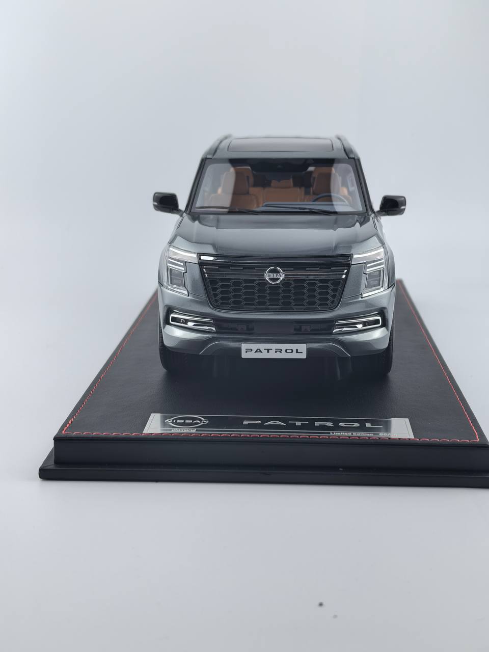 ★[Pre-Order | Delivery Sep 2025] 1/18 Diamand Nissan Patrol Y63  Premium – Grey – Limited Edition 50 pcs