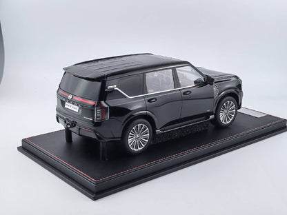 ★[Pre-Order | Delivery Sep 2025] 1/18 Diamand Nissan Patrol Y63 Platinum – Black – Limited Edition (75 pcs)