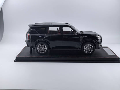 ★[Pre-Order | Delivery Sep 2025] 1/18 Diamand Nissan Patrol Y63 Platinum – Black – Limited Edition (75 pcs)