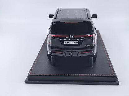 ★[Pre-Order | Delivery Sep 2025] 1/18 Diamand Nissan Patrol Y63 Platinum – Black – Limited Edition (75 pcs)