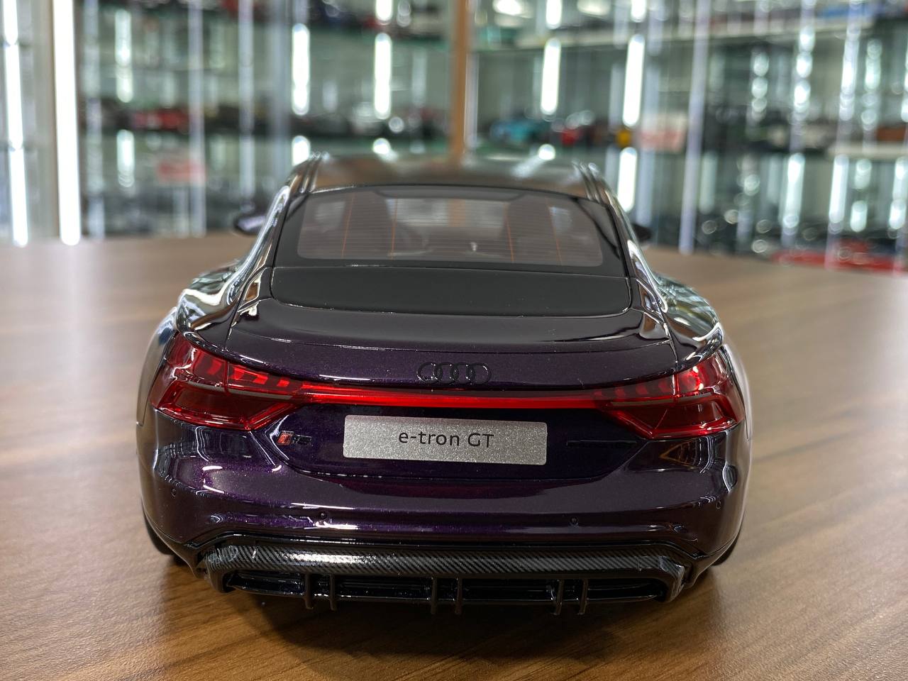 1/18 Resin Audi RS E-Tron GT in Dark Purple by GTSpirit - Limited 999 pcs