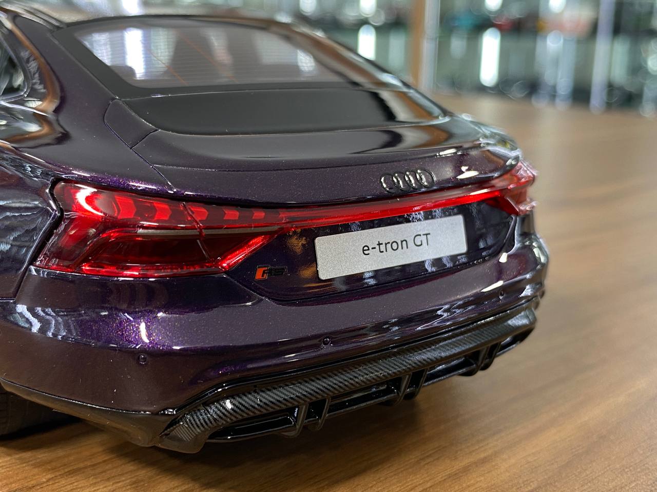 1/18 Resin Audi RS E-Tron GT in Dark Purple by GTSpirit - Limited 999 pcs