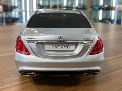 1/18 Resin Mercedes Benz S 65 AMG W222 2016 in Silver by GTSpirit -Limited 1500 pcs