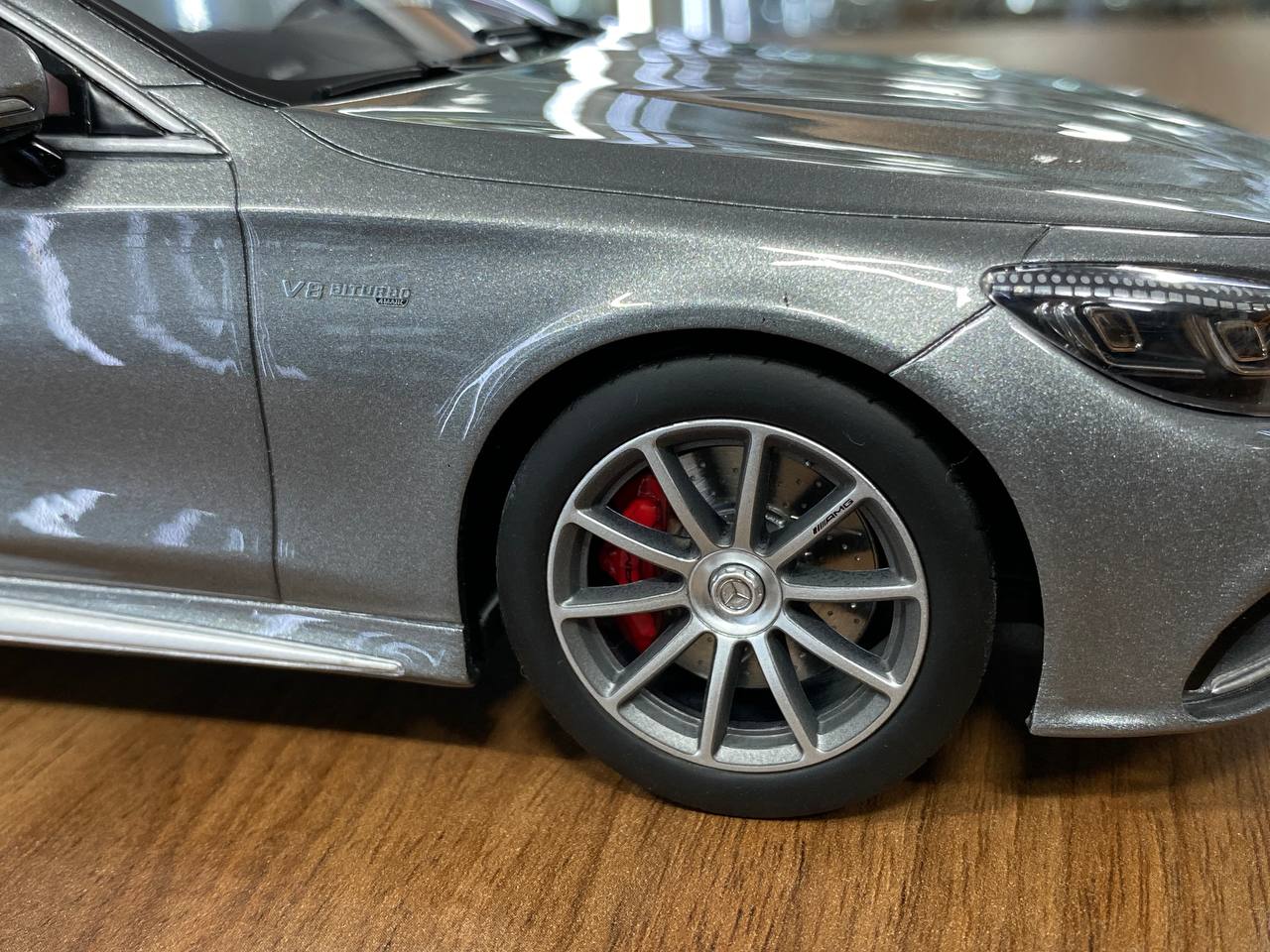 1/18 Resin Mercedes Benz S 63 AMG in Grey by GT Spirit Limited 1000 pcs