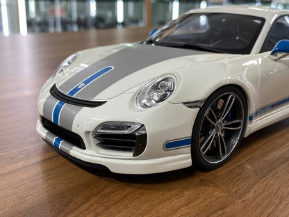 1/18 Resin GTSpirit Porsche 911 Turbo S Modified By TechArt in White / blue stripe Limited 1250 pcs0 pcs