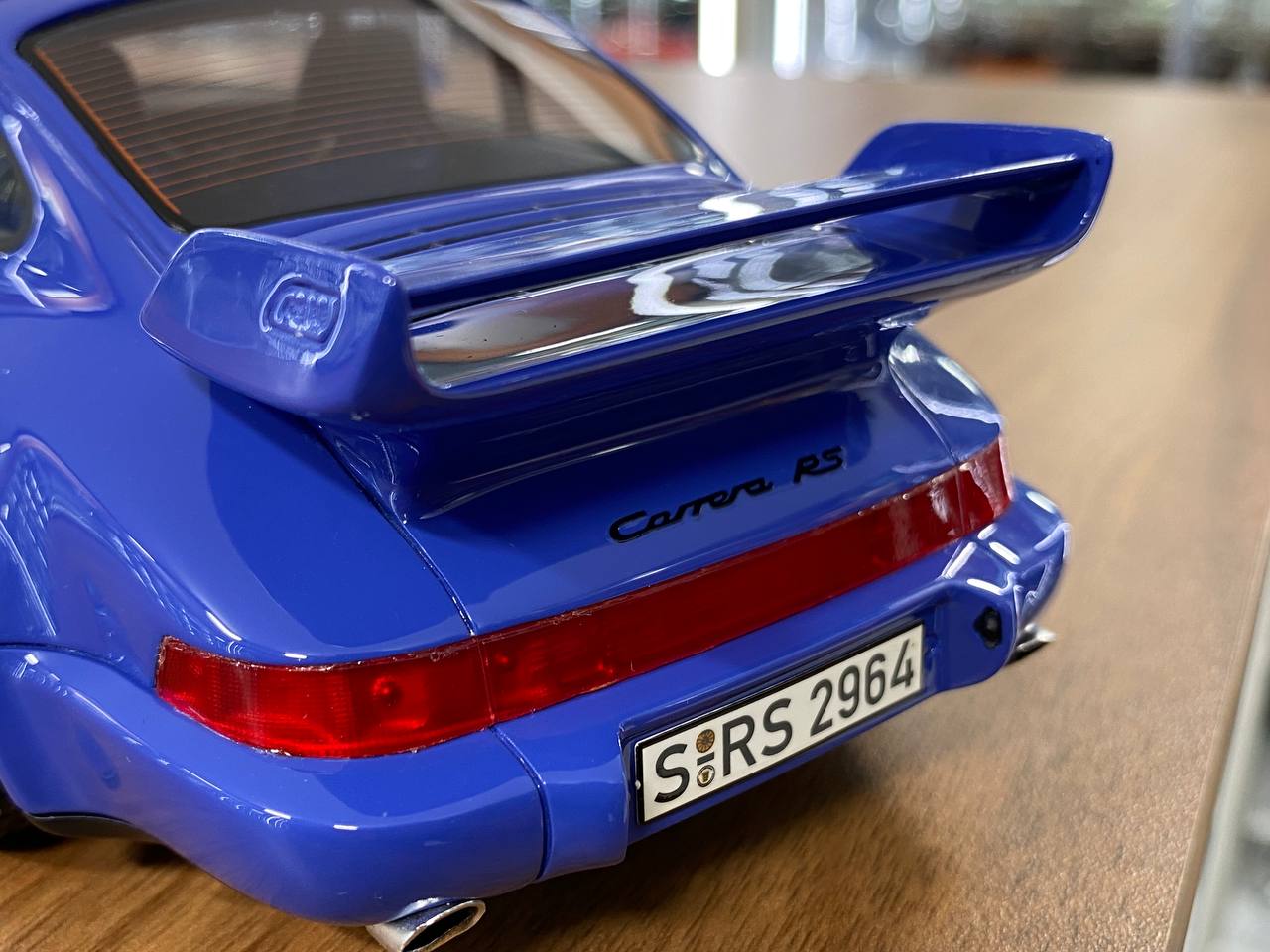 1/18 Resin GT Spirit Porsche 911 (964)  Carrera RS 3.8 1992 Blue Limited 999 pcs
