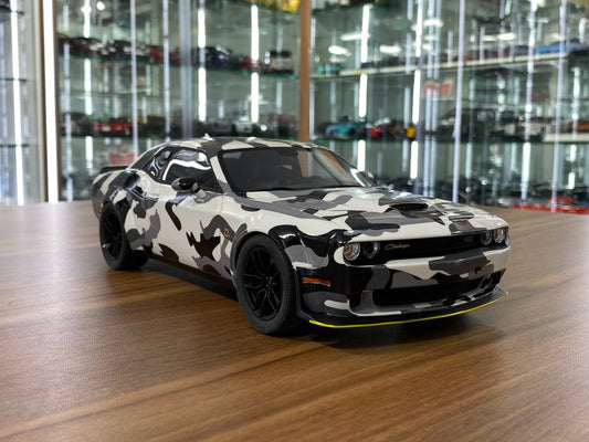 1/18 Resin GT Spirit Dodge Challenger R/T Scat Pack Widebody 2019 Camouflage  Limited 504 pcs