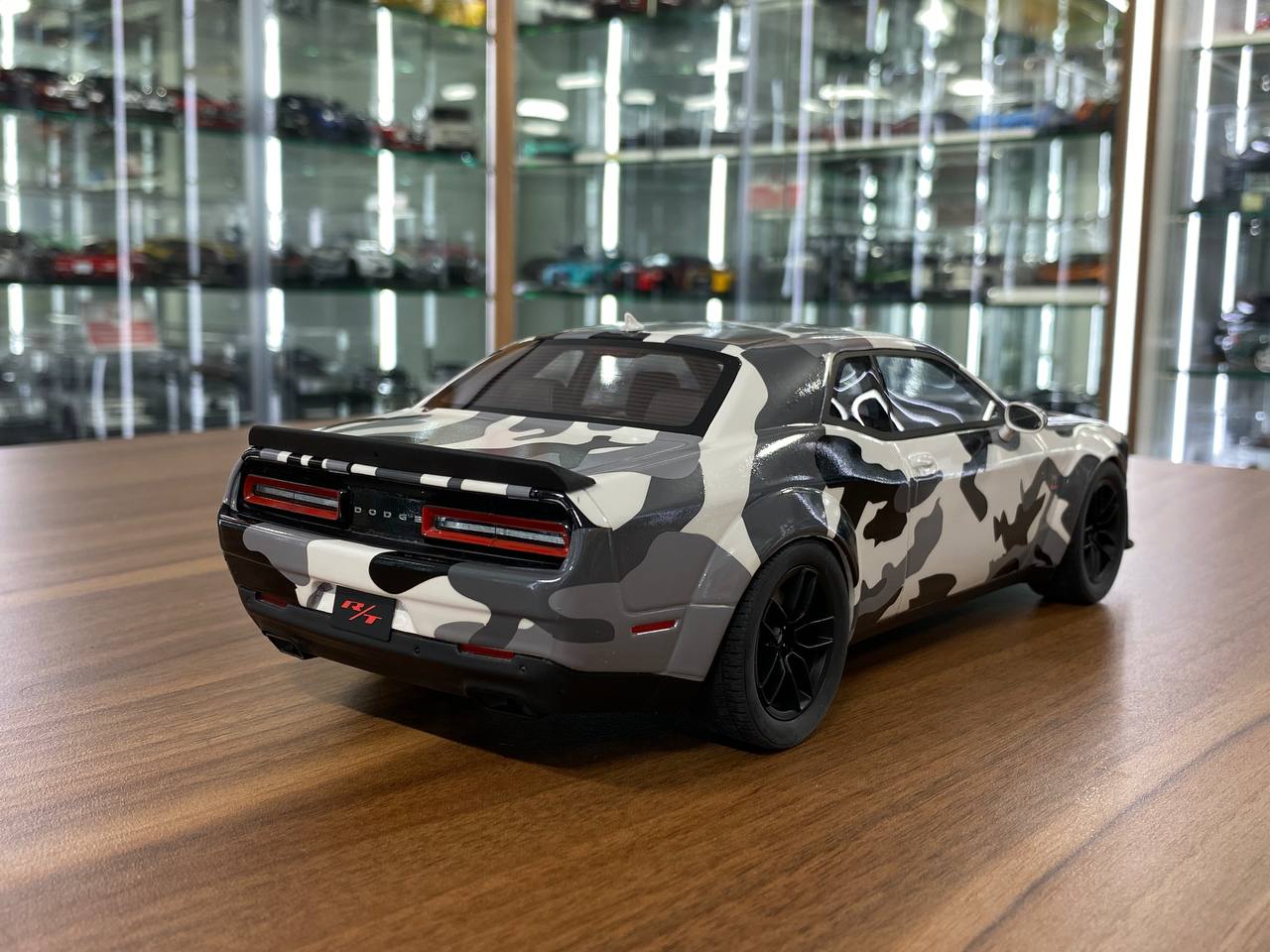 1/18 Resin GT Spirit Dodge Challenger R/T Scat Pack Widebody 2019 Camouflage  Limited 504 pcs