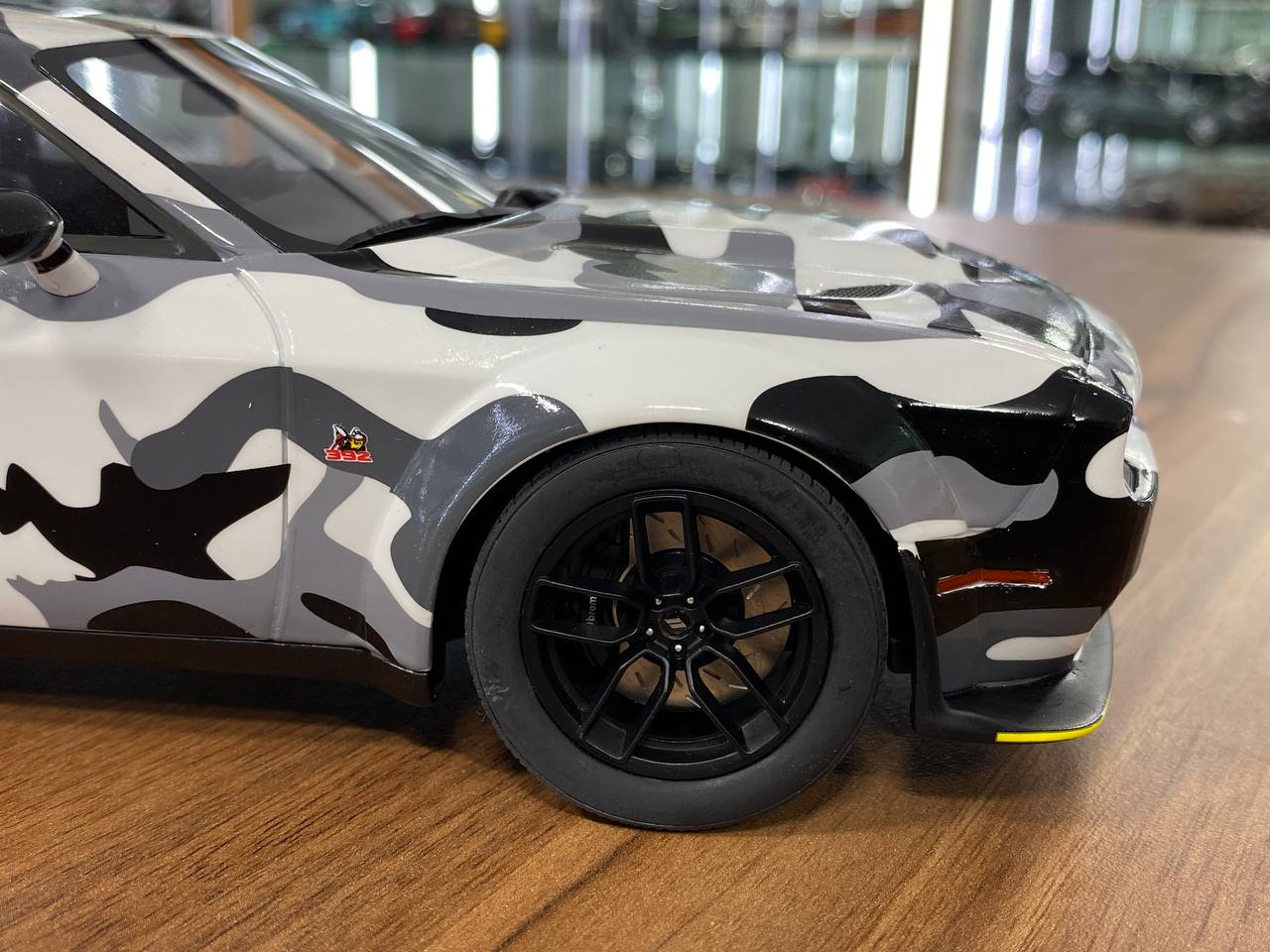 1/18 Resin GT Spirit Dodge Challenger R/T Scat Pack Widebody 2019 Camouflage  Limited 504 pcs