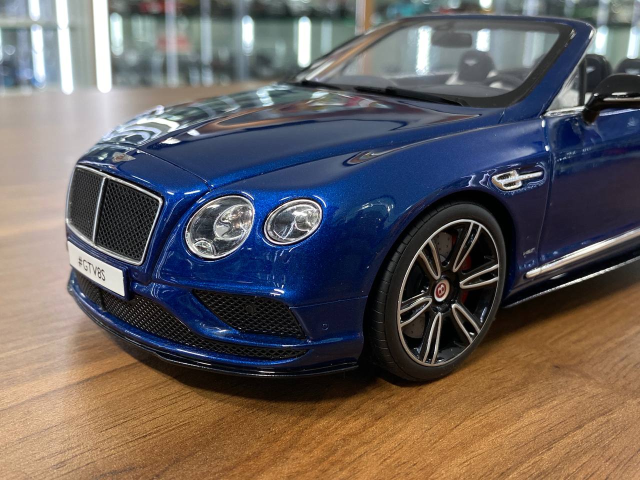 1/18 Resin GT Spirit Bentley Continental GT V8 S Convertible 2015 Blue Limited 1000 pcs
