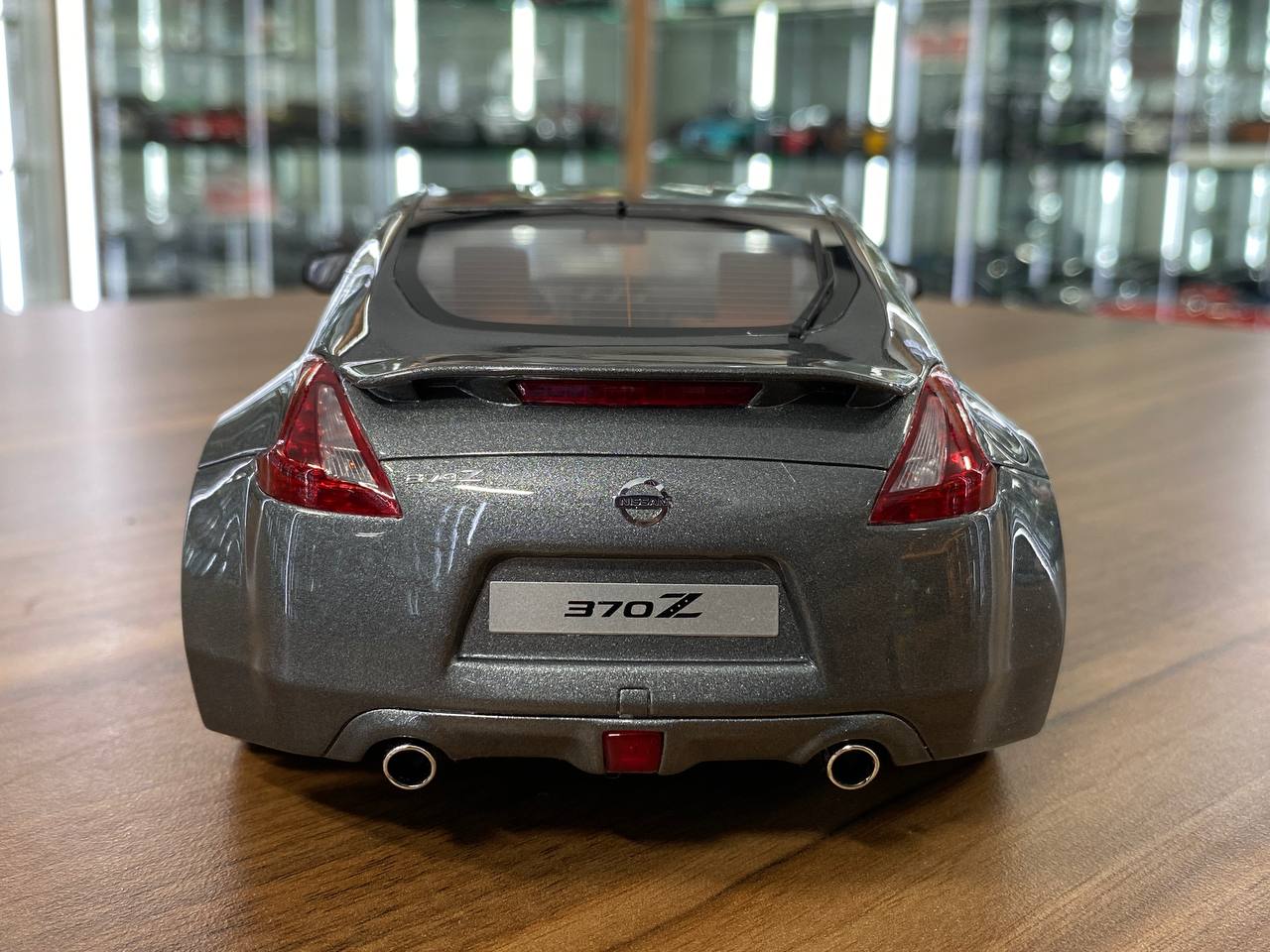 1/18 Resin Nissan 370Z Coupe 2009 Grey by GT Spirit - Limited 2000 pcs