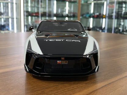 1/18 Resin GT Spirit Nissan GT-R50 Test Car 2020 White/ Black Limited 999 pcs