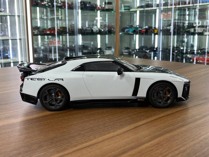 1/18 Resin GT Spirit Nissan GT-R50 Test Car 2020 White/ Black Limited 999 pcs