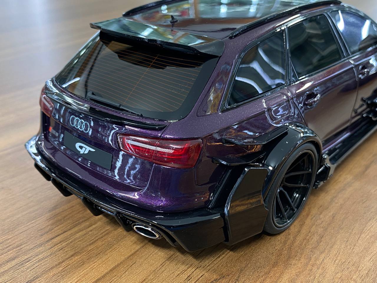 1/18 Resin GT Spirit Audi RS 6 Avant C7 Body Kit Widebody 2018 Dark purple  Limited 1200 pcs