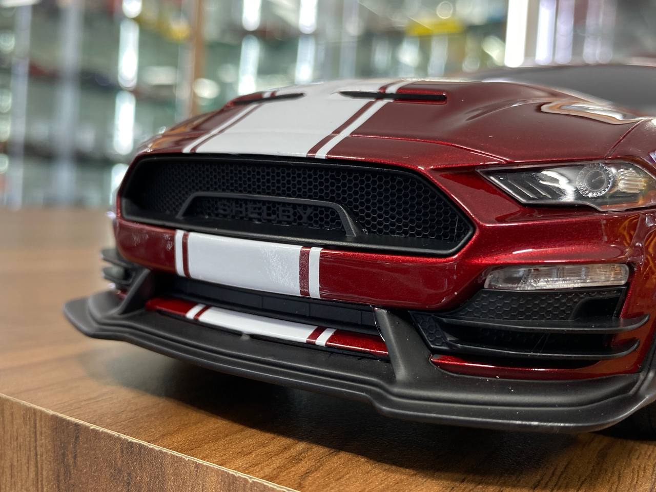 1/18 Resin GT Spirit FORD Mustang Shelby Super Snake 2020 Red / white stripe Limited 999 pcs