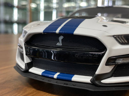 1/18 Resin GT Spirit FORD Mustang Shelby GT500 Drogon Snake 2020 White / Blue stripes  Limited 1200 pcs