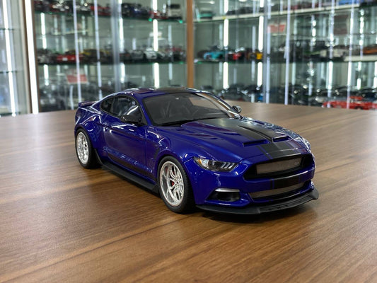 1/18 resin GT Spirit FORD Mustang Shelby GT350 widebody  2017  Blue / black stripes Limited 999