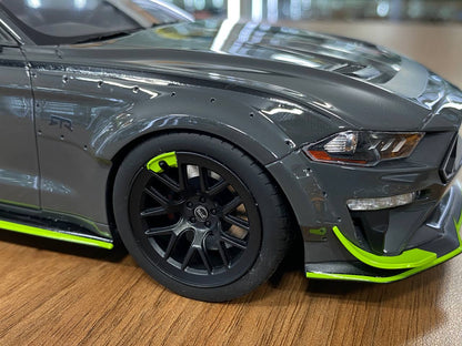 1/18 resin GT Spirit FORD Mustang RTR Spec-5 10th Anniversary 2021 Grey / Green Limited 1100 pcs