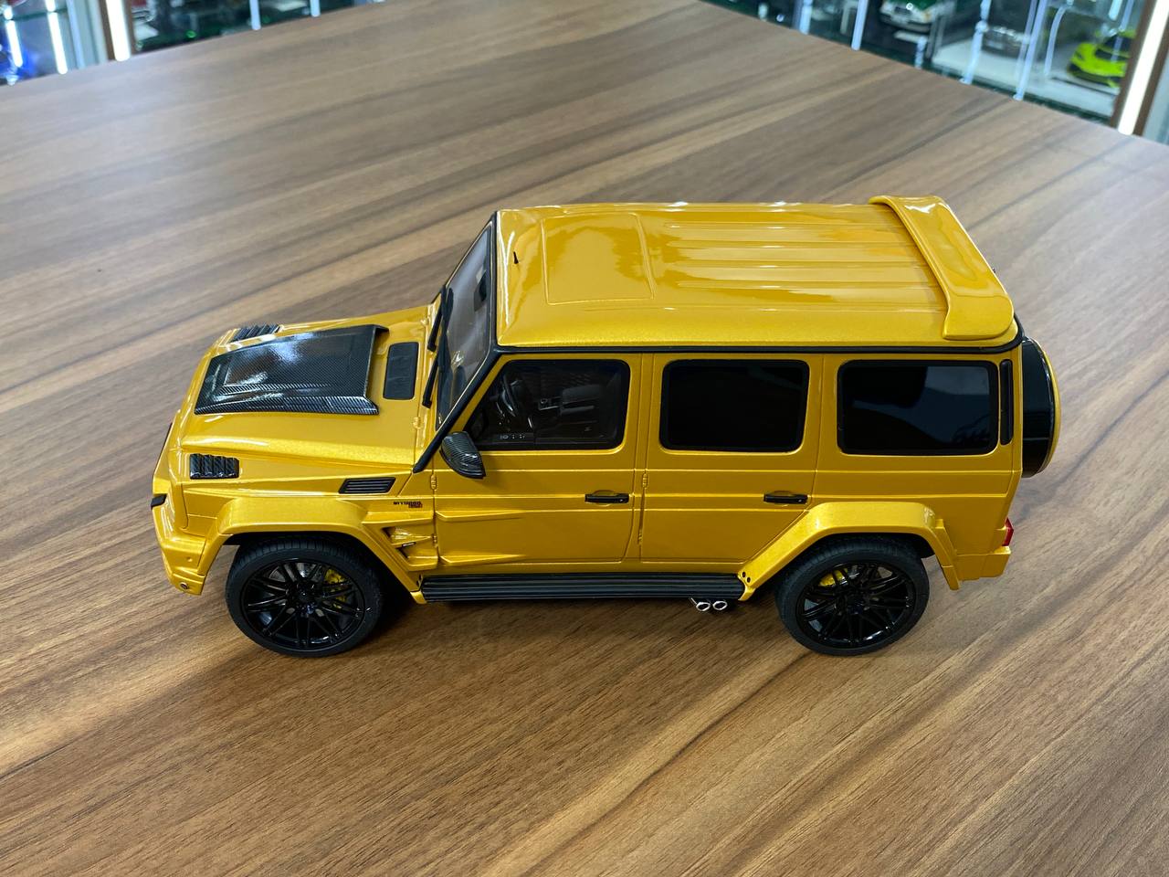 1/18 Resin model GT Spirit Mercedes Benz G63 BRABUS 850 Solar Beam Gold Limited 999 pcs