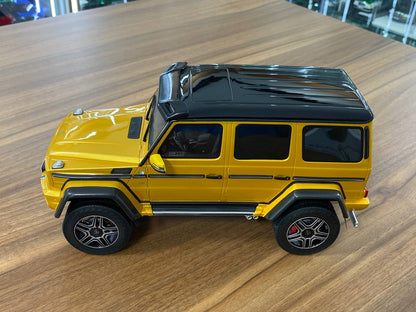 1/18 Resin model GT Spirit Mercedes Benz G500 4x4 Gold Limited 600 pcs